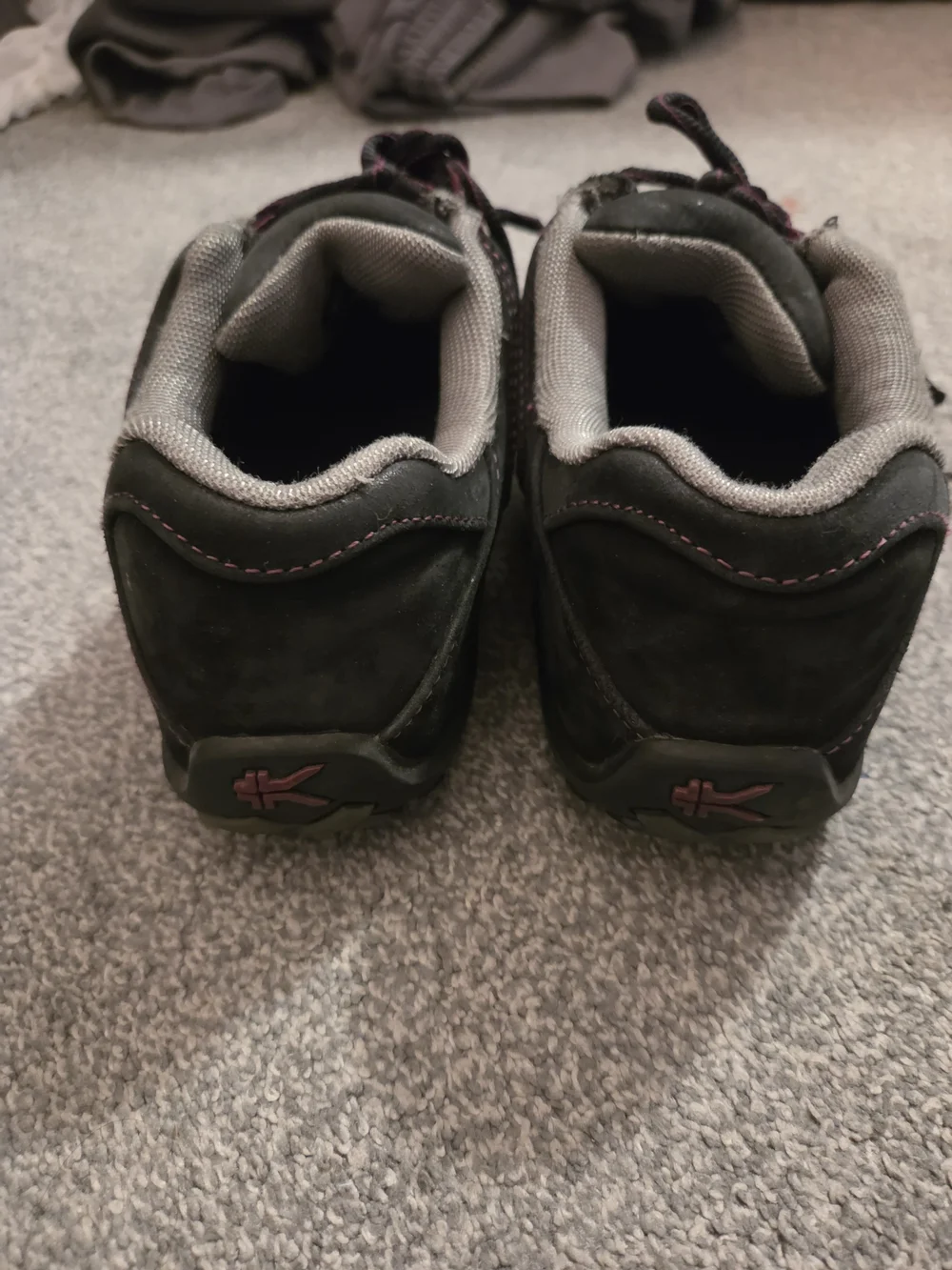 KURU Women's Black Athletic Sneakers with Pink Accents